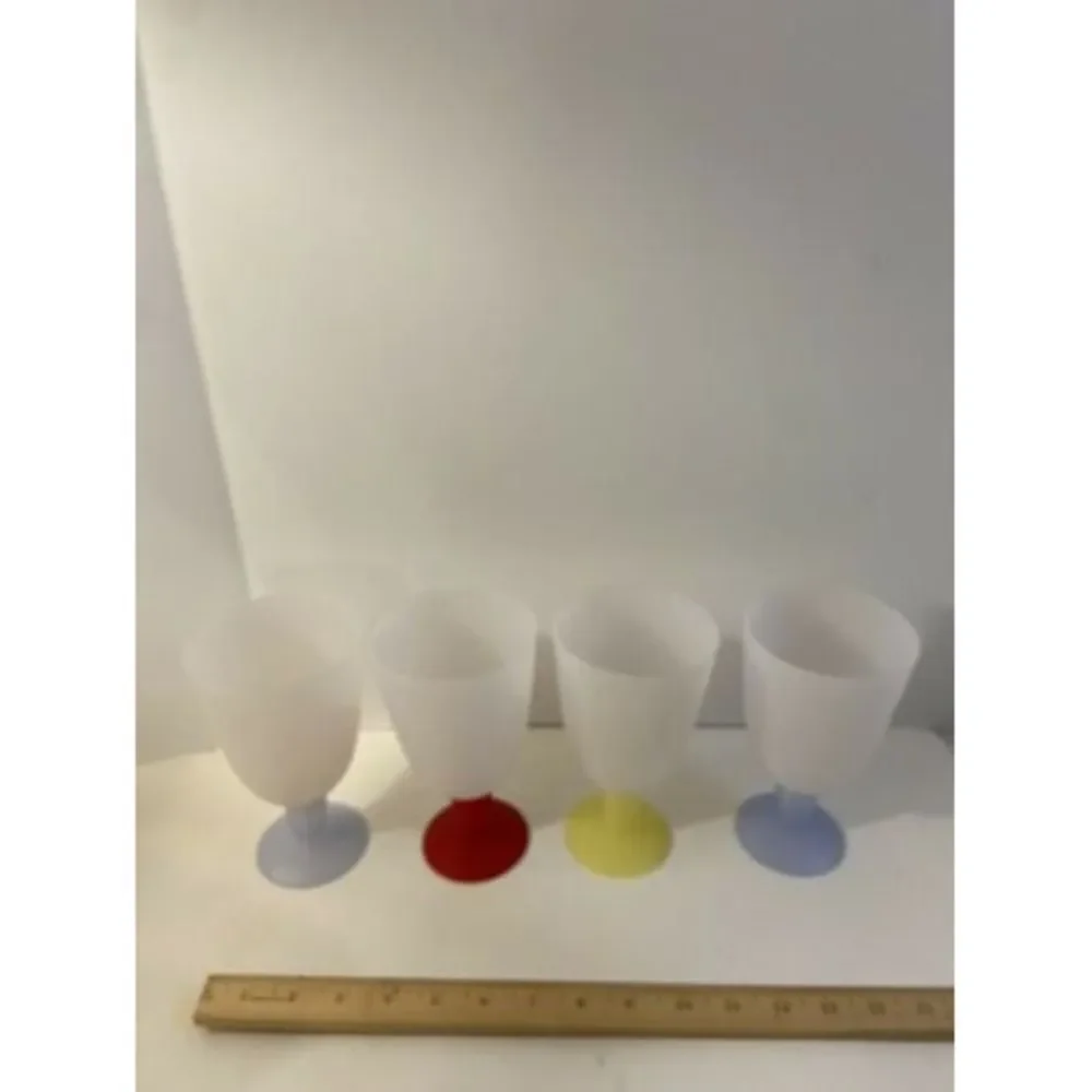 Tupperware Impressions Stemmed Dessert Parfait Cups Wine‎ Glasses Set of 4 #4094